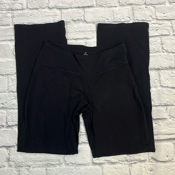 Prana mid rise black bootcut legging - Picture 3 of 5